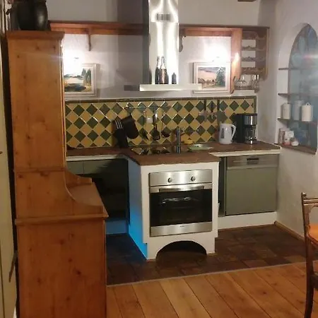Und Dreibeiniger Hund Otel Görlitz