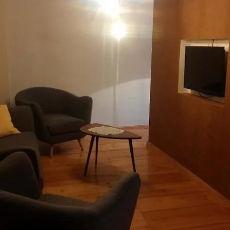 Und Dreibeiniger Hund 3*