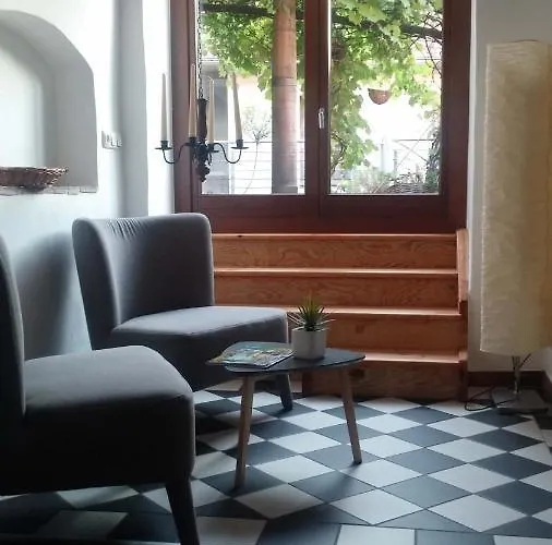 Und Dreibeiniger Hund Hotell Görlitz