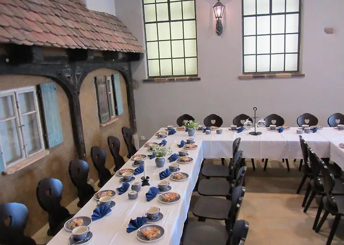 Hotell Und Dreibeiniger Hund 3*